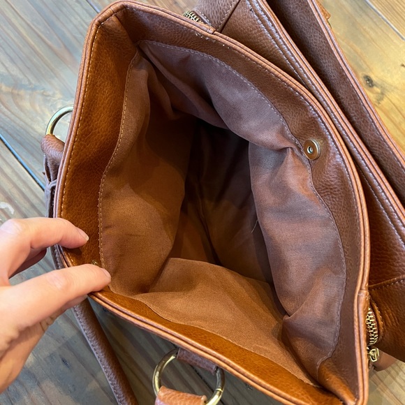 Liz Claiborne Women’s Cognac Multi-divider/Pockets XL Handbag Tote and Wallet - Picture 6 of 16